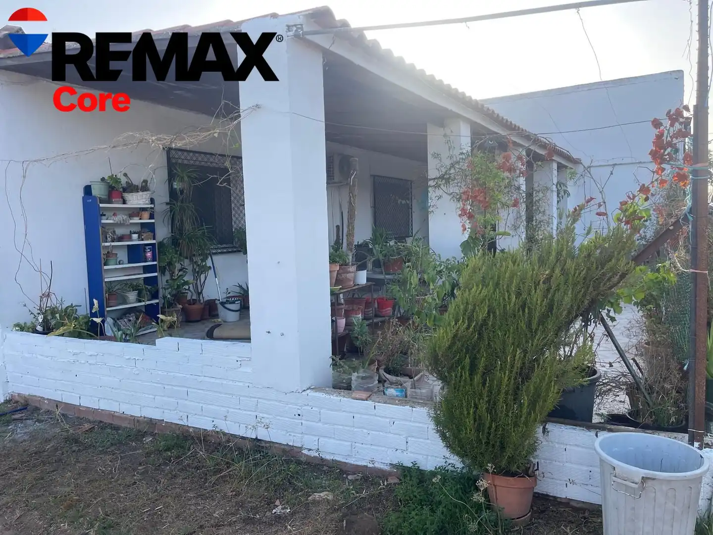 Vista exterior de Casa o xalet en venda en Mérida amb Aire condicionat, Jardí privat i Terrassa