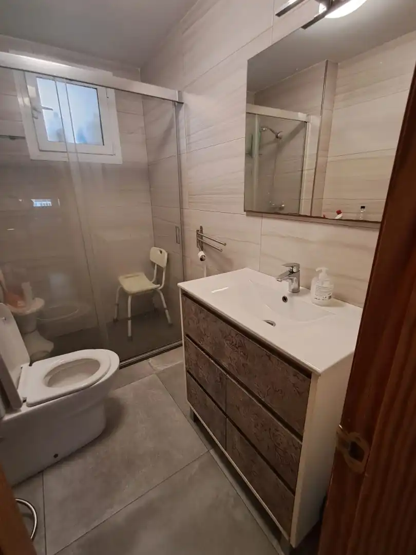 Bathroom of Flat for sale in Almería  with Air Conditioner and Furnished
