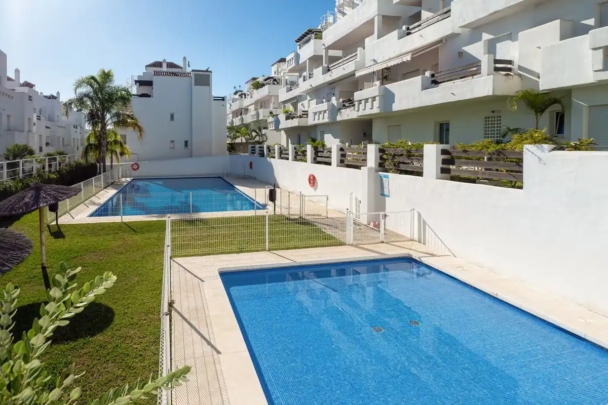 Piscina de Apartament en venda en Estepona Pueblo