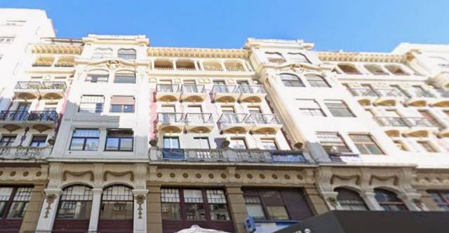 Piso en Venta en Salesas - Foncalada - Campoamor