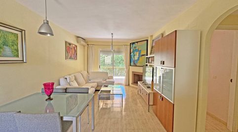 Foto 4 de Piso en venta en Calle Águila Real, Calahonda, Mijas