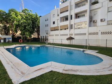 Piso con piscina en venta en Teatinos - Universidad