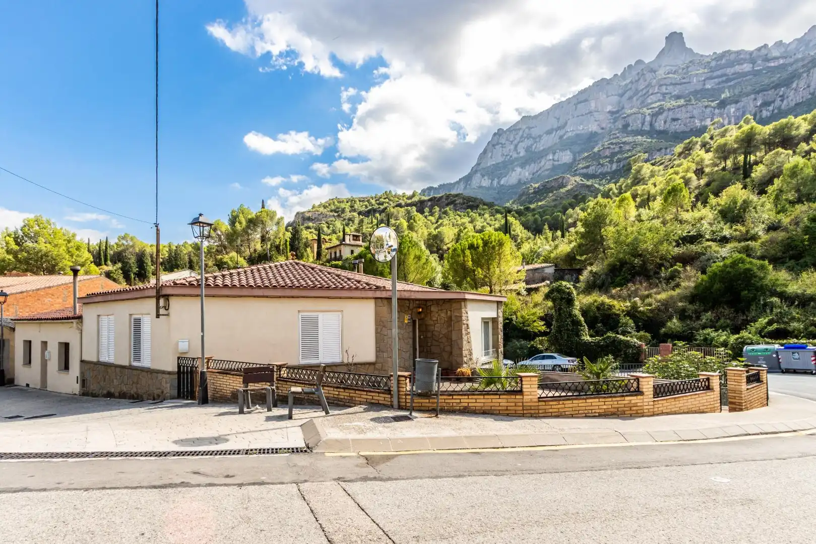 Vista exterior de Casa o chalet en venta en Monistrol de Montserrat con Calefacción, Jardín privado y Trastero