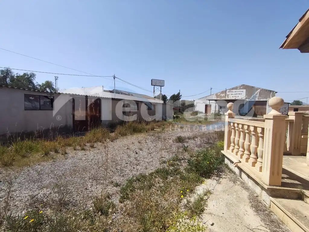 Nave industrial de alquiler en Villajoyosa / La Vila Joiosa