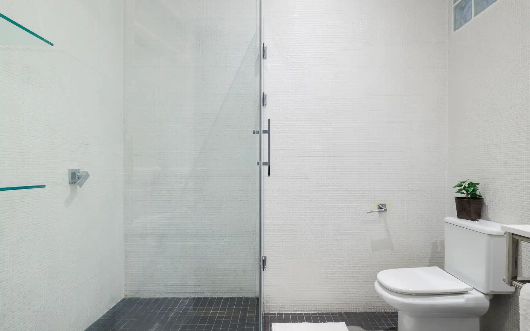 Baño de Piso de alquiler en Madrid con Aire acondicionado, Calefacción y Amueblado