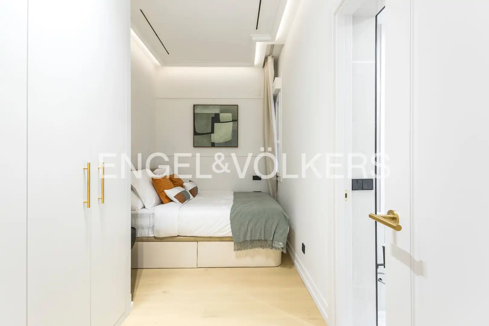 Schlafzimmer von Wohnung zum Verkauf in Madrid mit Klimaanlage, Heizung und Möbliert