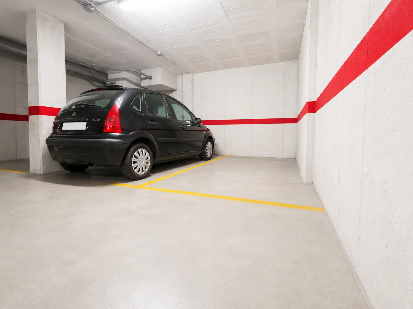 Parkplatz von Garage zum Verkauf in Barcelona