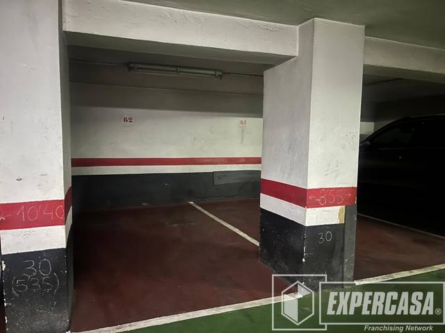 Garaje en Venta en Mont-Olivet