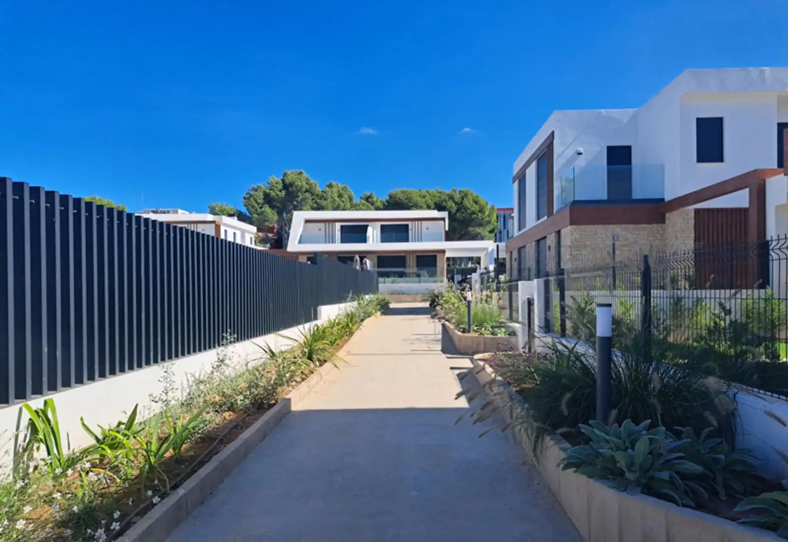 Vista exterior de Casa o chalet en venta en Capdepera con Aire acondicionado, Calefacción y Jardín privado