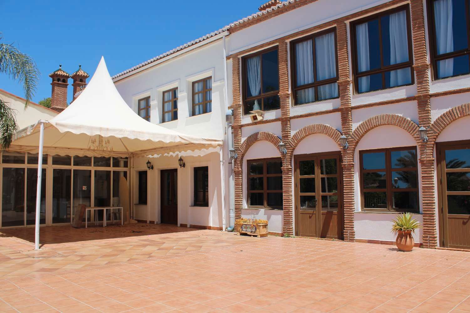 Building for sale in Benalmádena