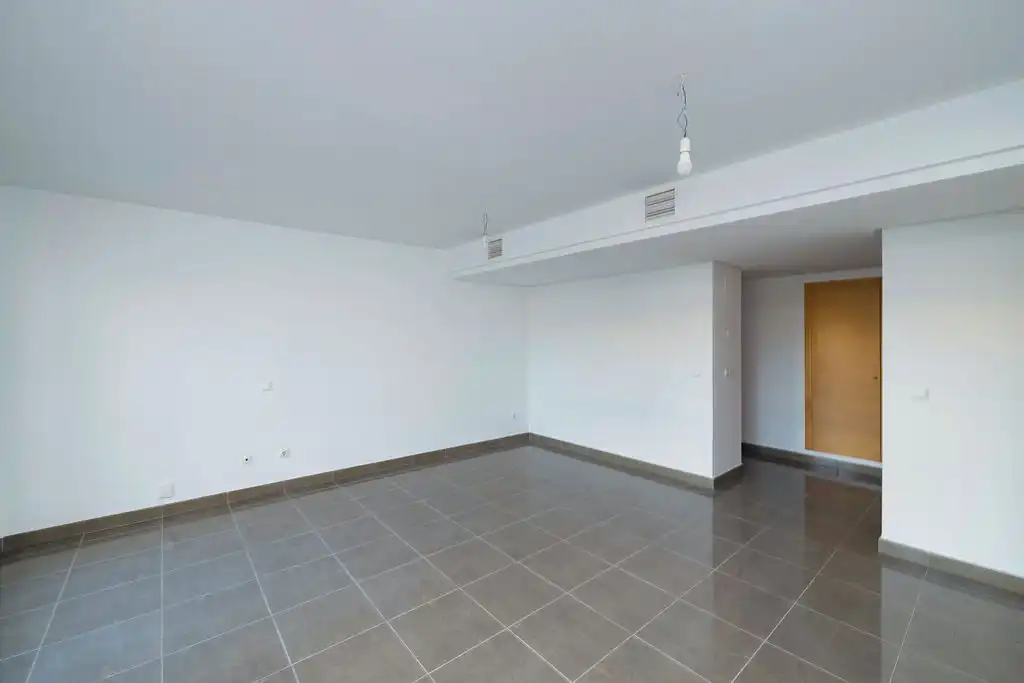 Flat with pool for sale in C/ Vicente Alexandre, imagen 4