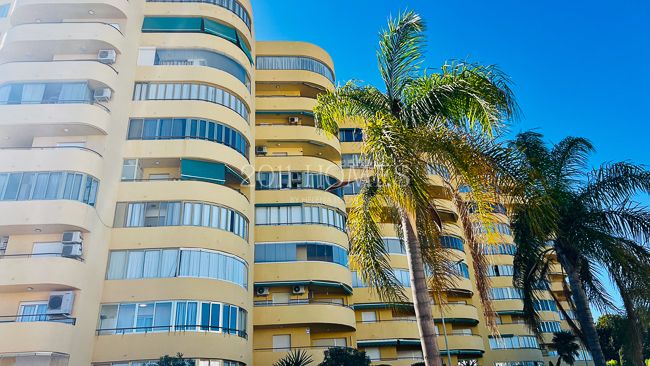 Exterior view of Flat for sale in Torremolinos  with Terrace, Furnished and Balcony