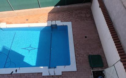 Swimming pool of Flat for sale in Pozuelo de Calatrava  with Terrace and Community pool