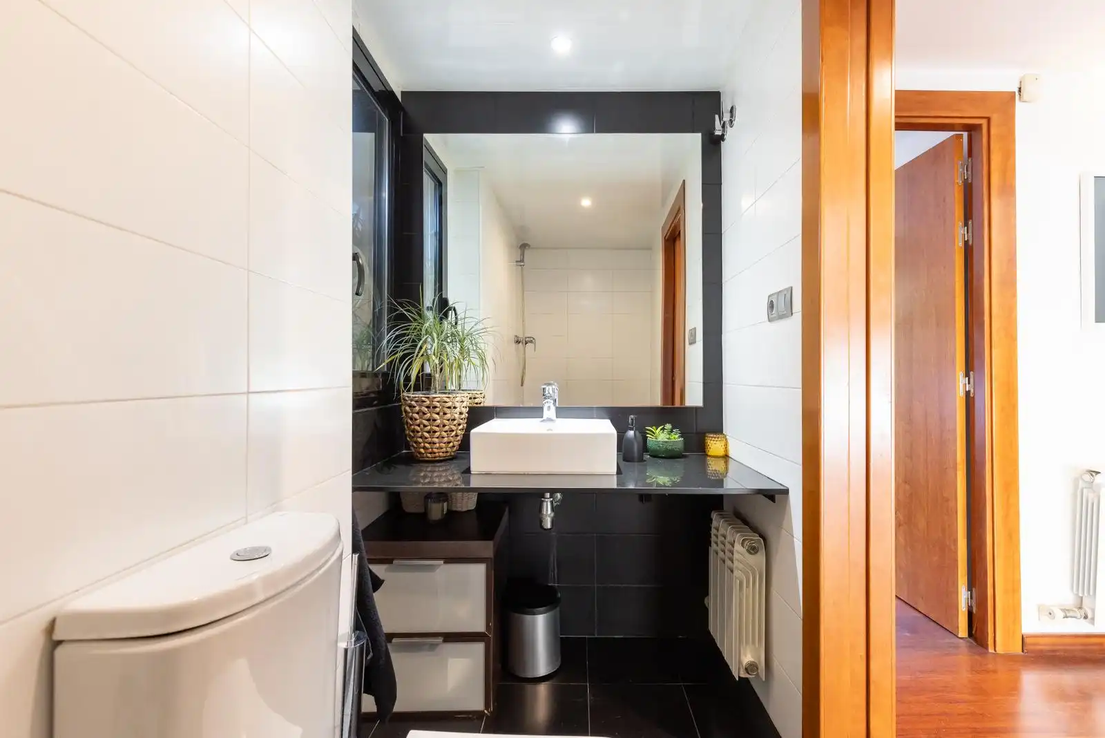 Baño de Casa adosada en venta en Cambrils con Aire acondicionado, Calefacción y Jardín privado