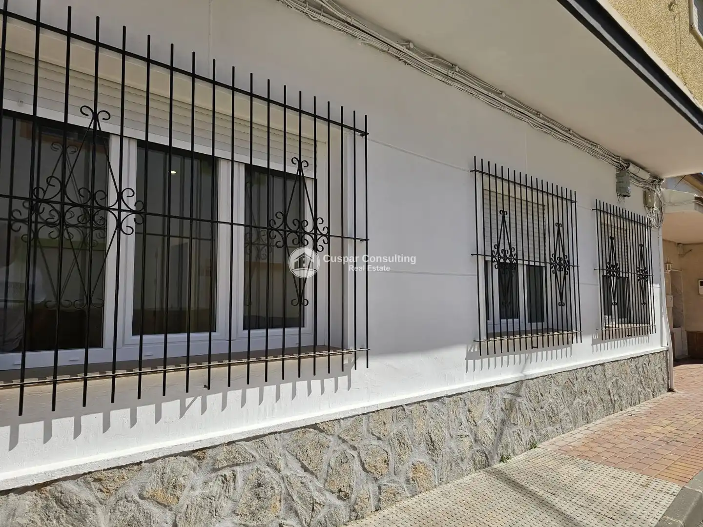 Vista exterior de Casa adosada en venta en San Pedro del Pinatar con Aire acondicionado y Terraza