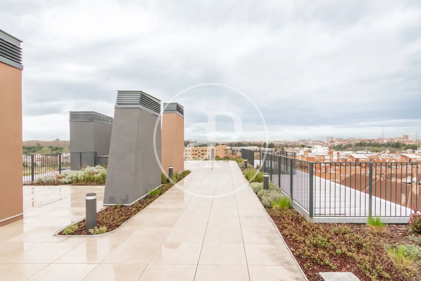 Flat for rent in C. de Alejandro Dumas, Imperial