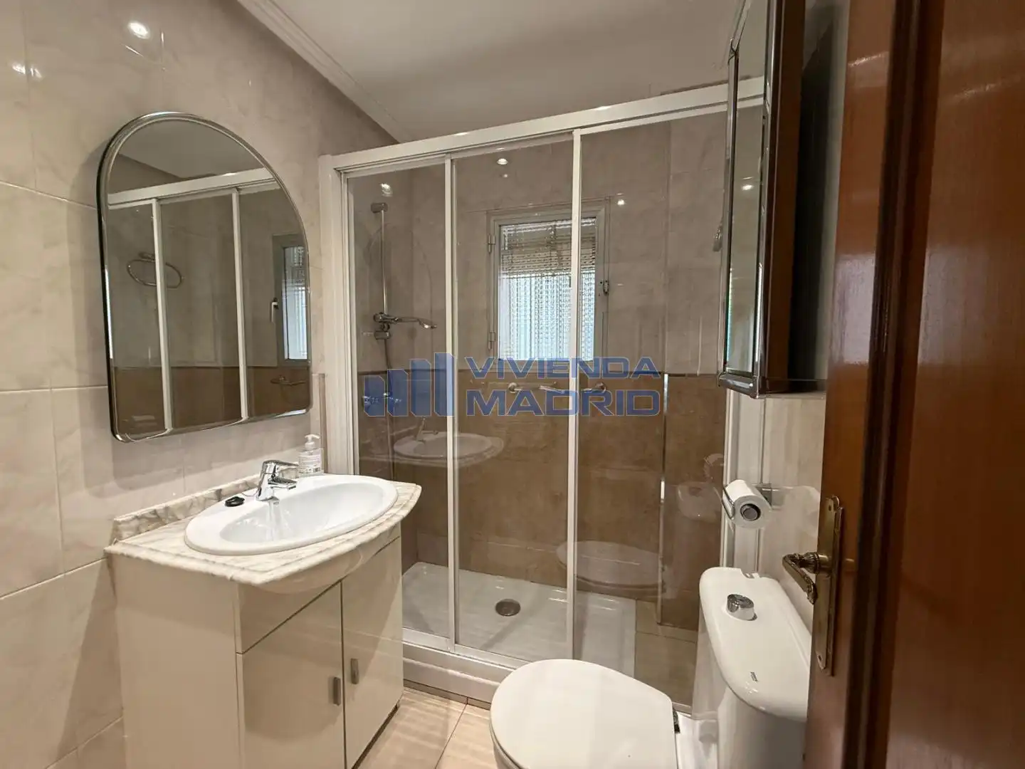 Bathroom of Flat for sale in  Madrid Capital  with Terrace