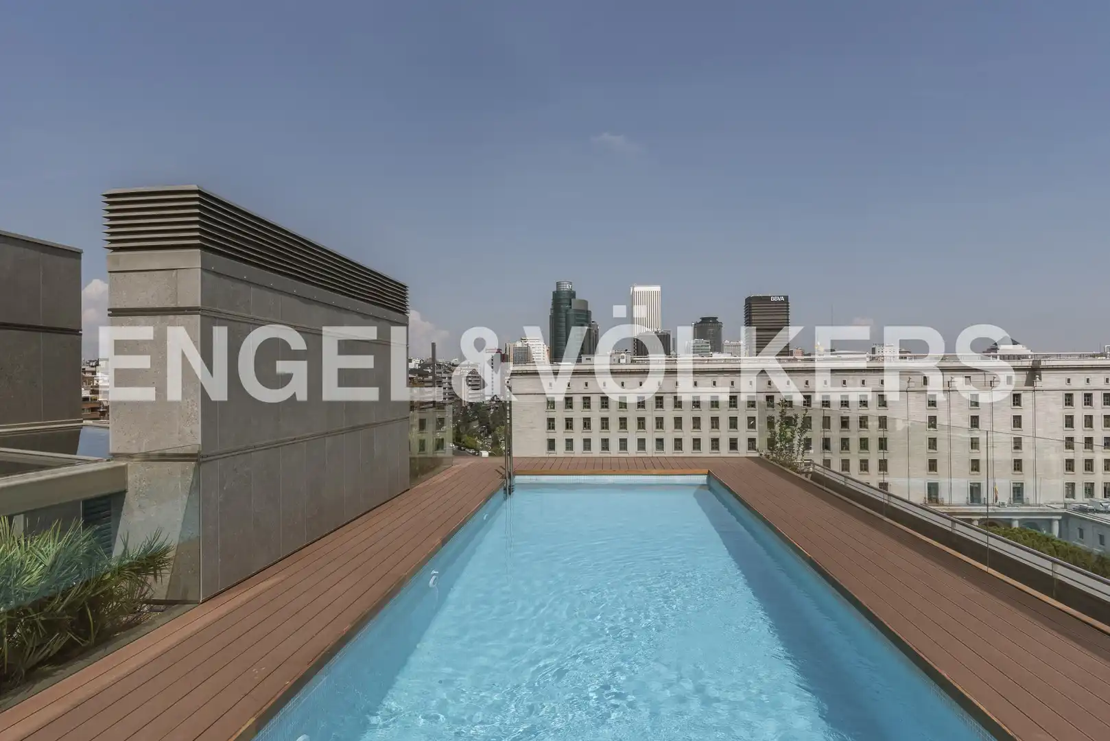Terraza de Piso de alquiler en Madrid con Aire acondicionado, Calefacción y Trastero