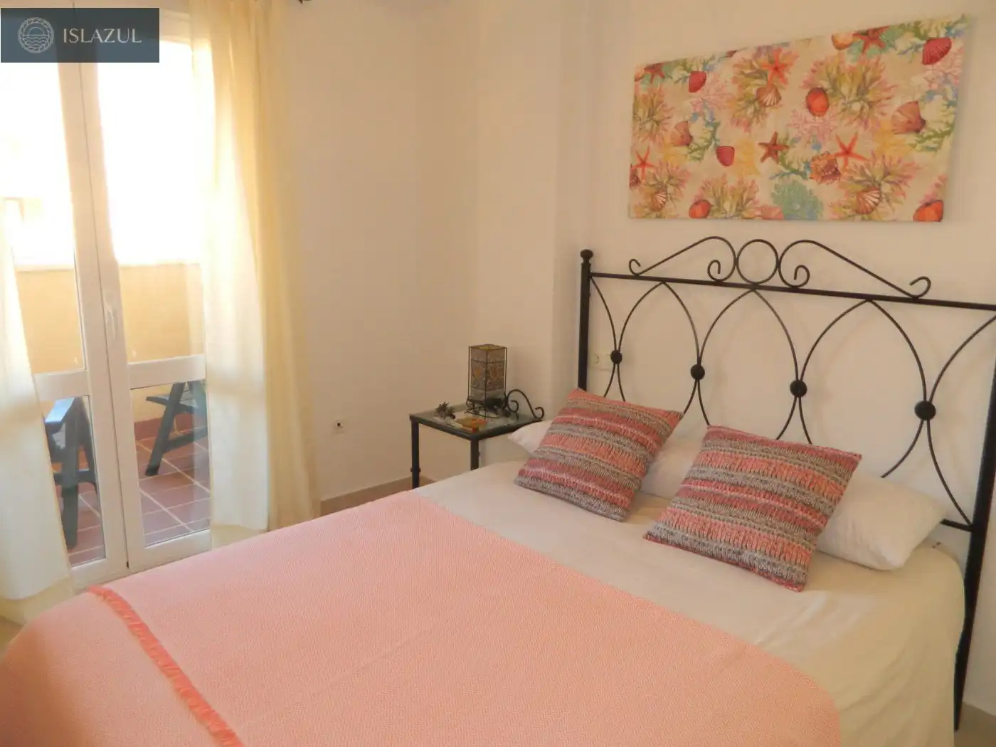 Habitación de Dúplex de alquiler en Isla Cristina con Terraza, Balcón y Piscina comunitaria