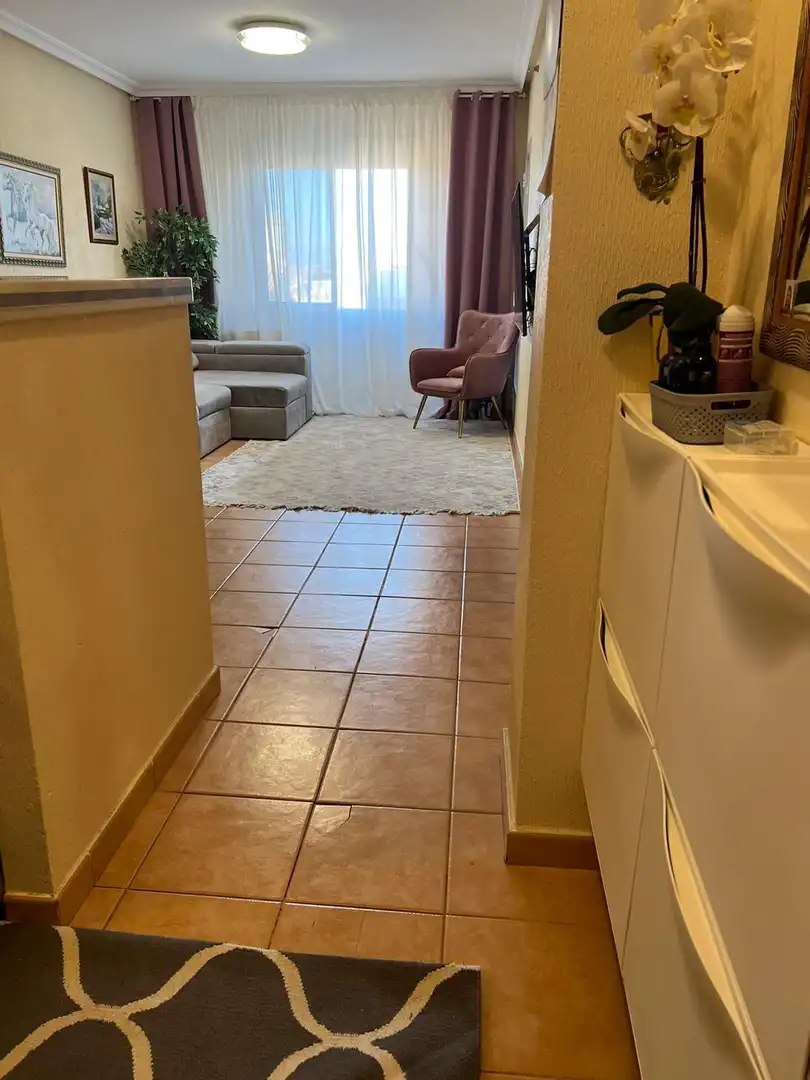 Apartamento en venta en Torrevieja con Jardín privado, Terraza y Amueblado