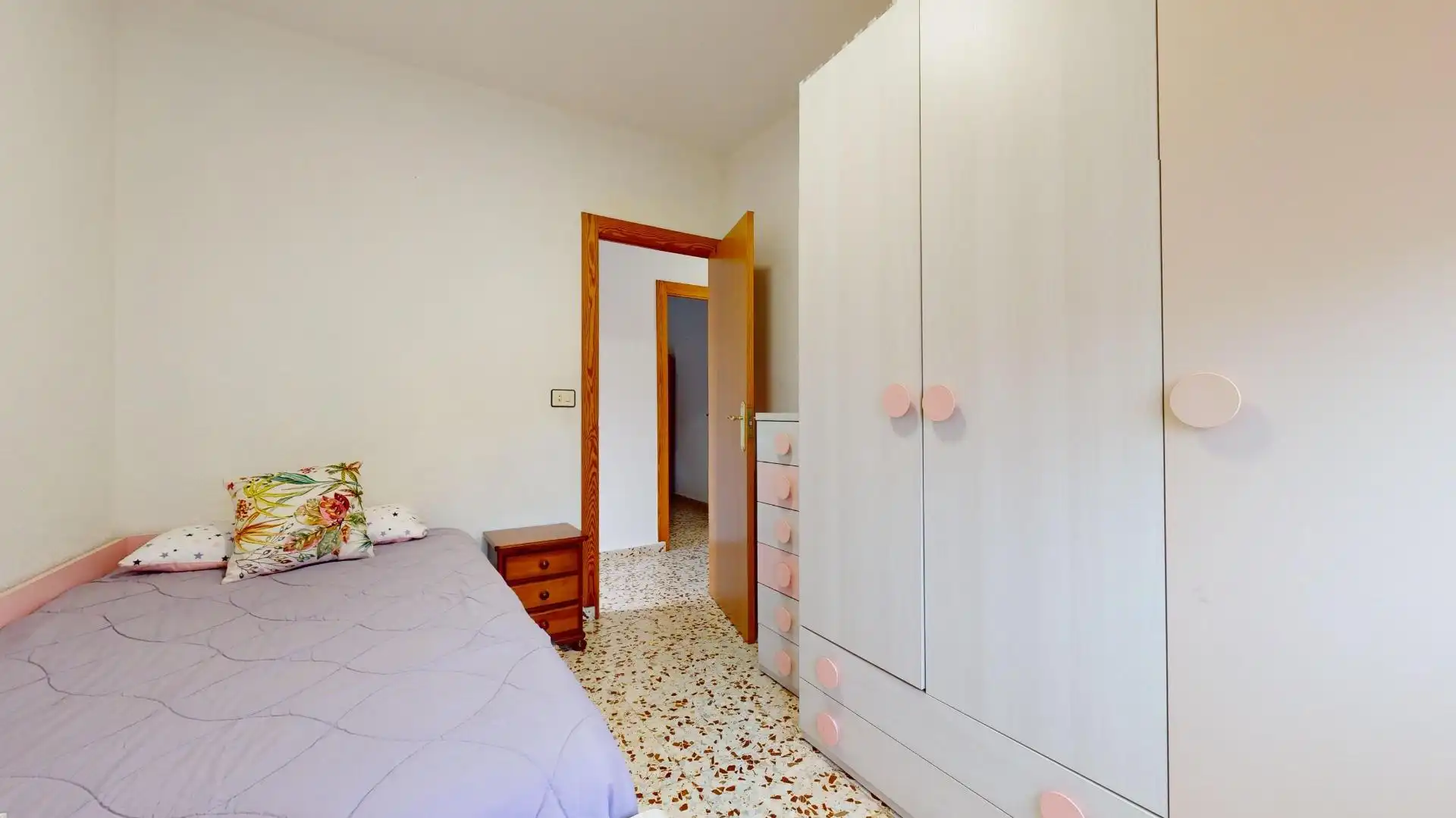 Habitación de Apartamento en venta en San Pedro del Pinatar con Trastero y Balcón