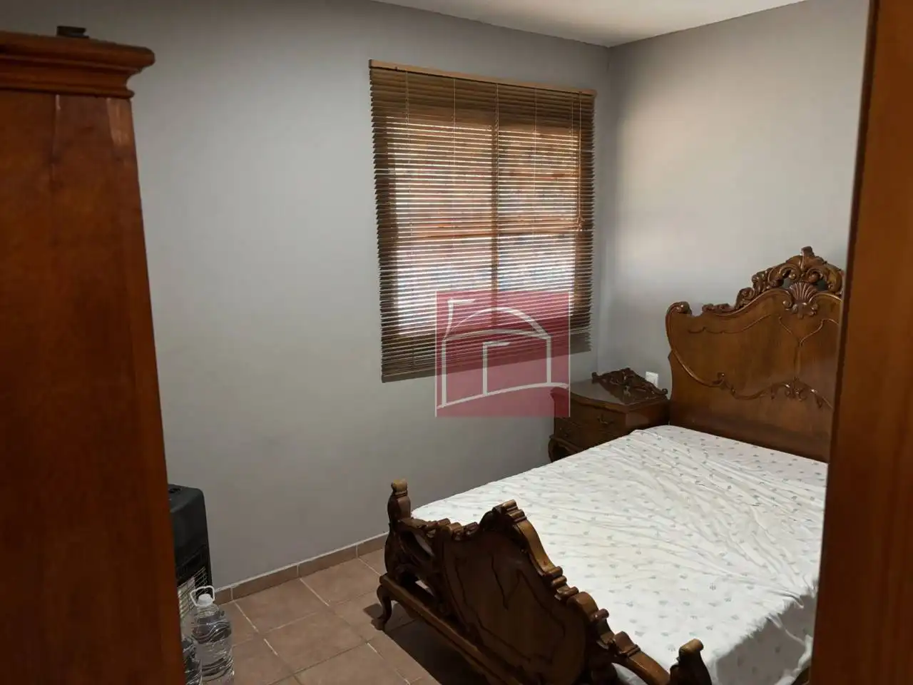 Habitación de Finca rústica en venta en Villanueva de la Serena con Calefacción, Jardín privado y Piscina