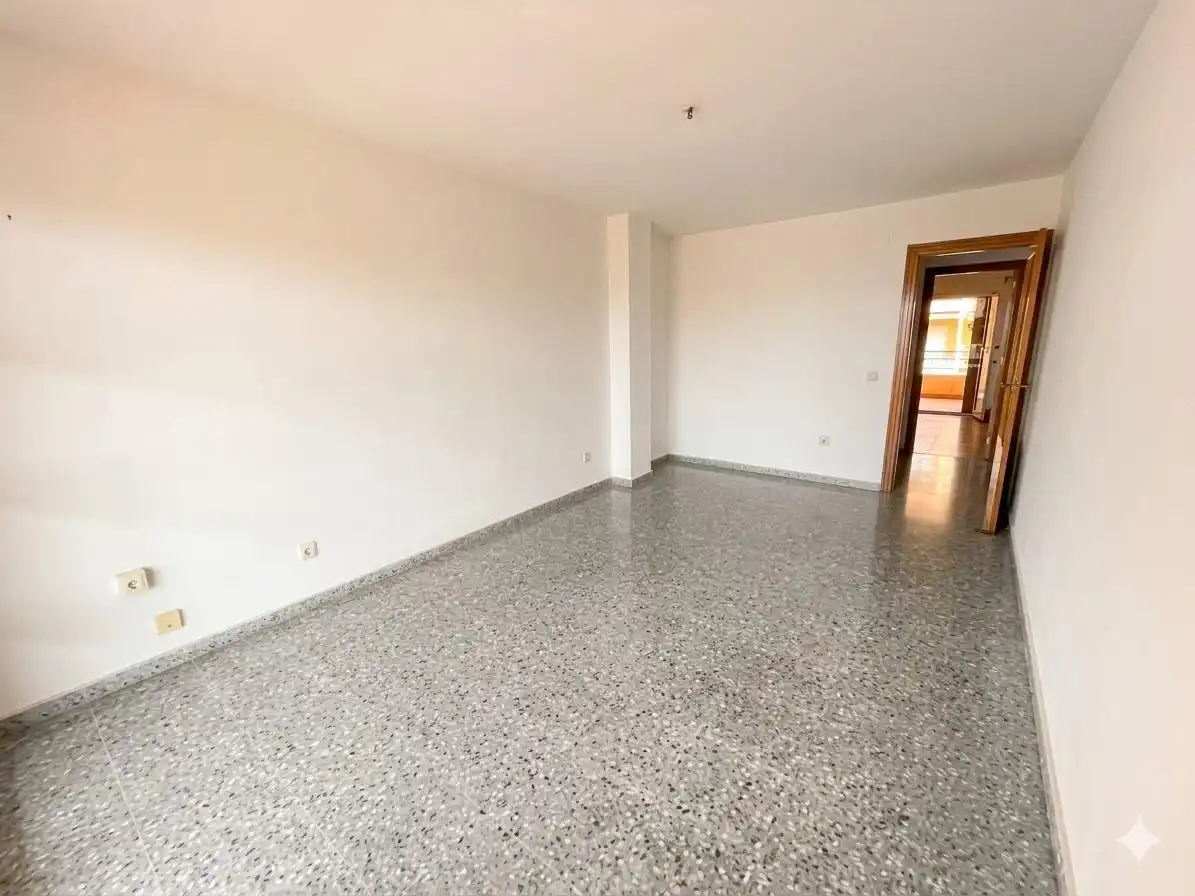 Dormitori de Apartament en venda en Benalmádena amb Terrassa