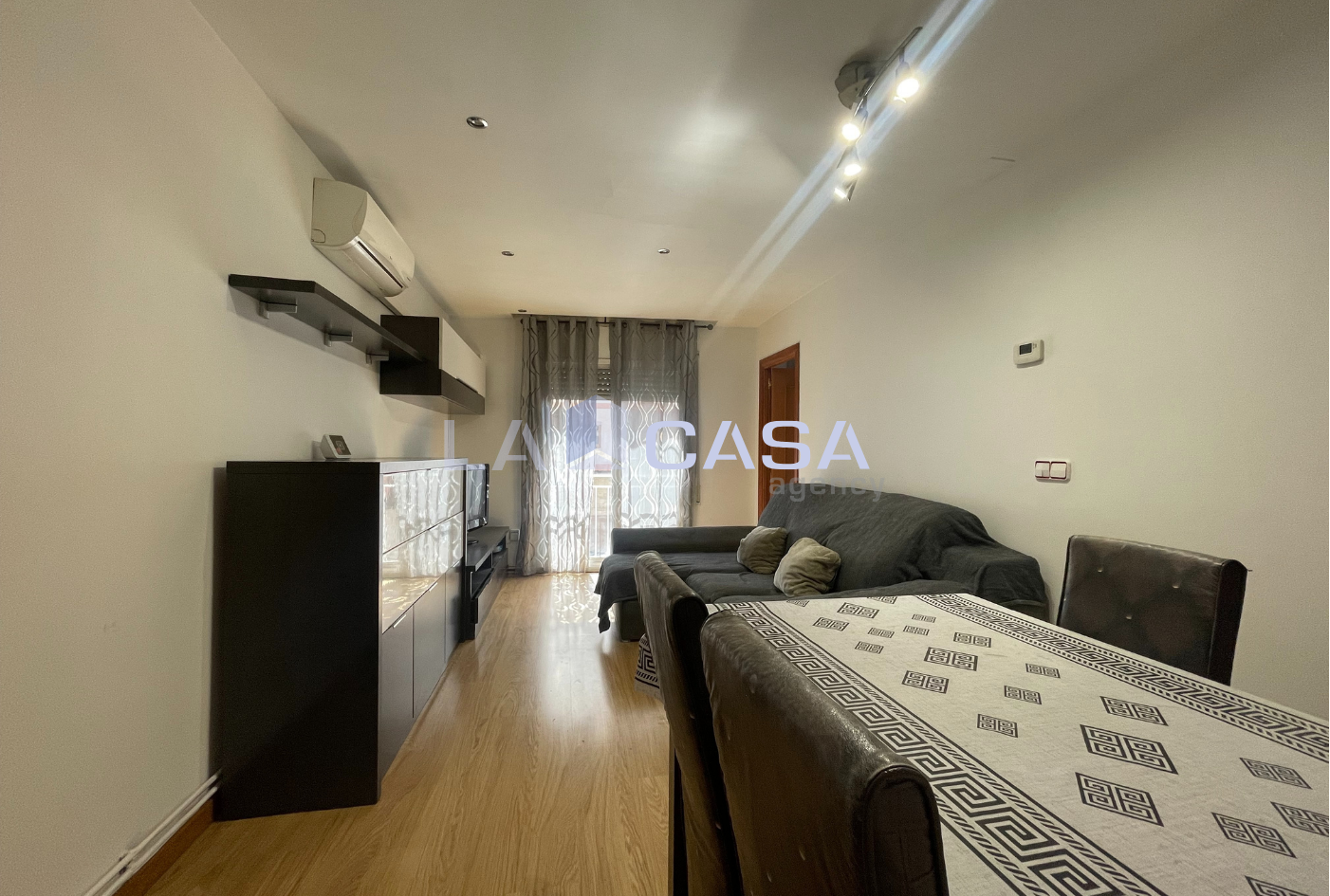 Living room of Flat for sale in Badalona