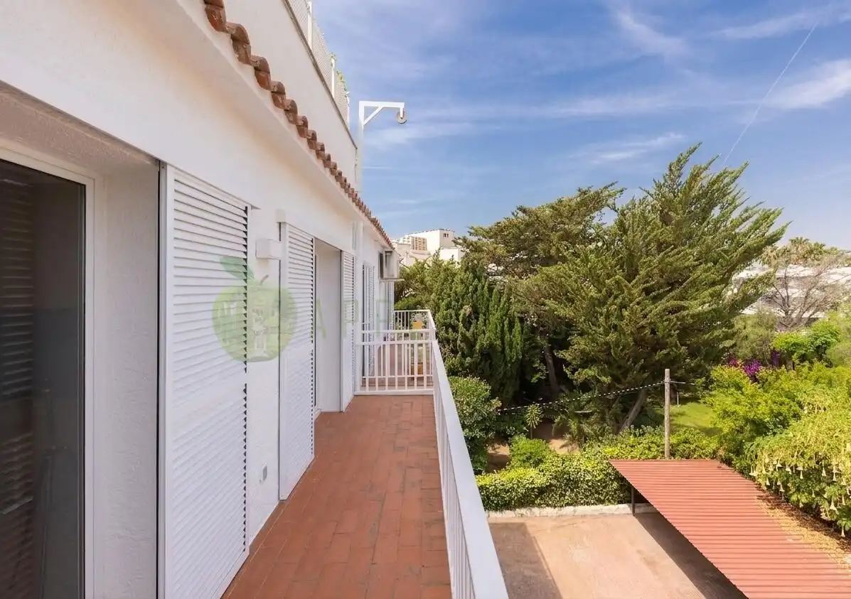 Terraza de Ático en venta en Sitges con Aire acondicionado, Calefacción y Terraza