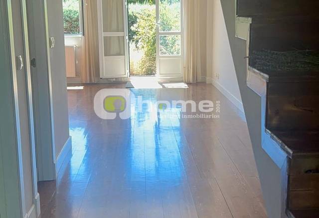 Casa adosada en Venta en Avenida del Doctor Diego, 53 en Ferreras de Abajo