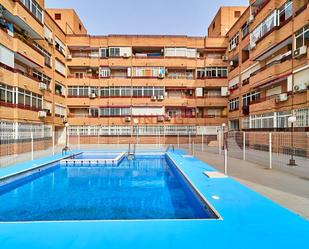 Vista exterior de Pis en venda en Torrevieja amb Piscina