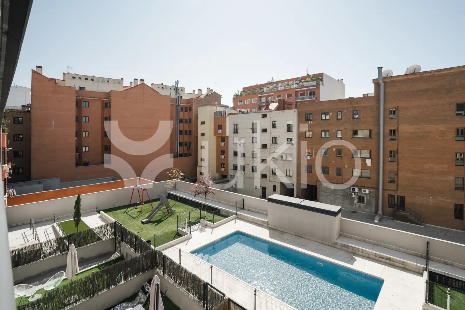 Schwimmbecken von Wohnungen zur Miete in Madrid mit Klimaanlage, Heizung und Terrasse