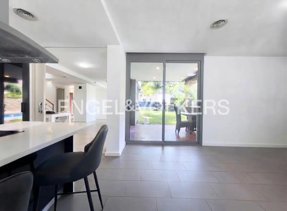 Chalet con terraza en venta en Carrer dels Estornells, imagen 14