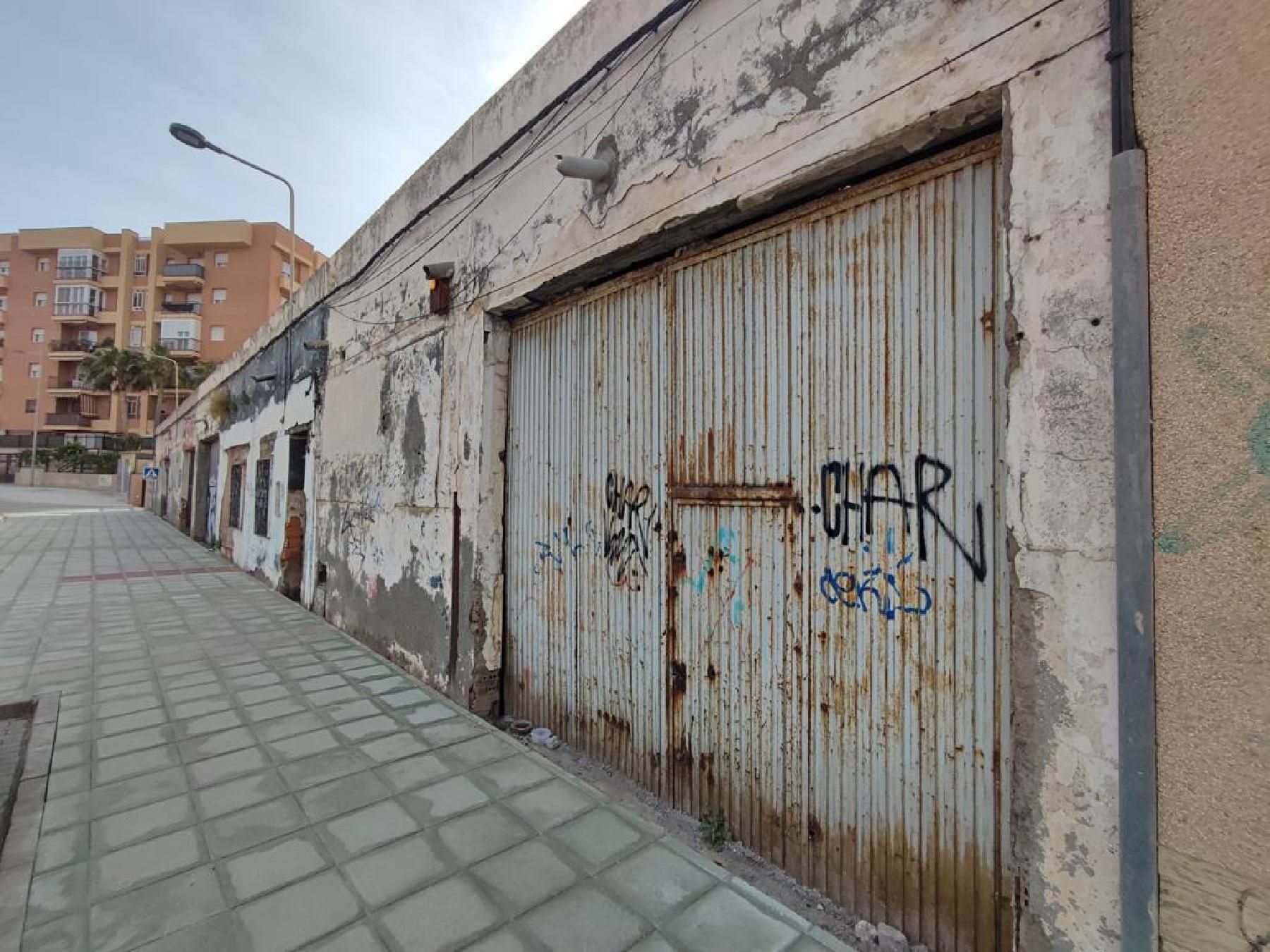 Außenansicht von Fabrikhallen zum verkauf in  Almería Capital