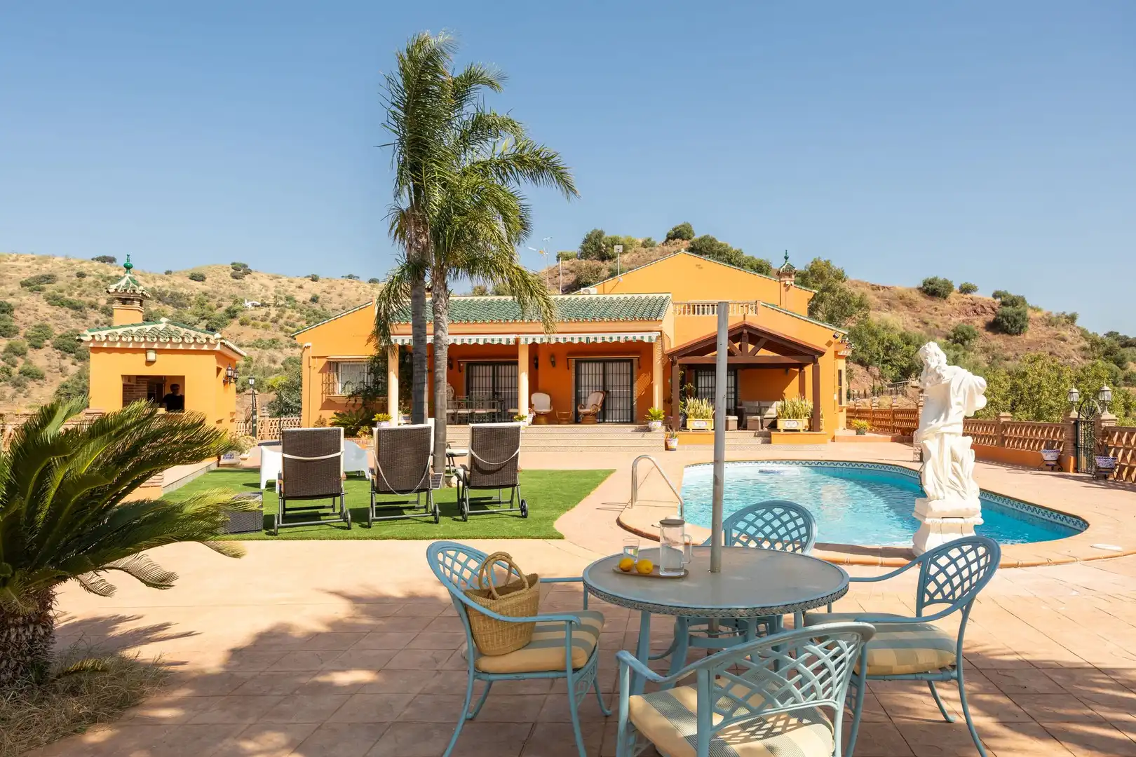 Finca rústica en venta en Almogía