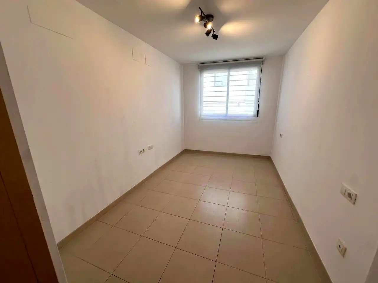 Habitación de Planta baja de alquiler en Castellón de la Plana / Castelló de la Plana con Trastero