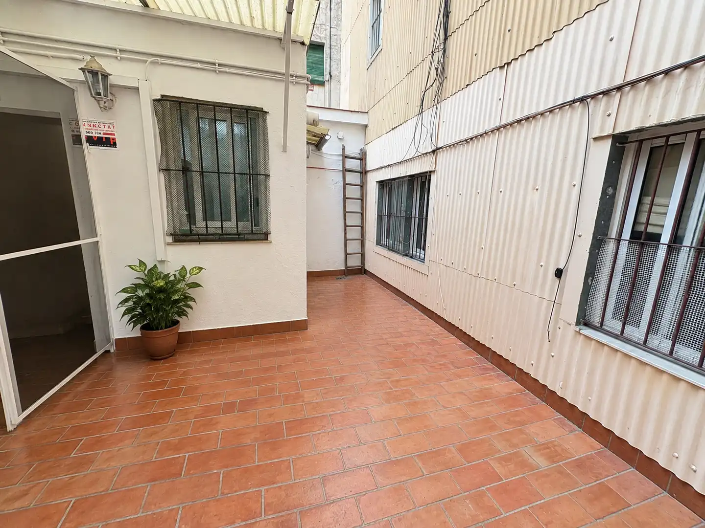 Terrassa de Pis en venda en L'Hospitalet de Llobregat amb Calefacció i Parquet