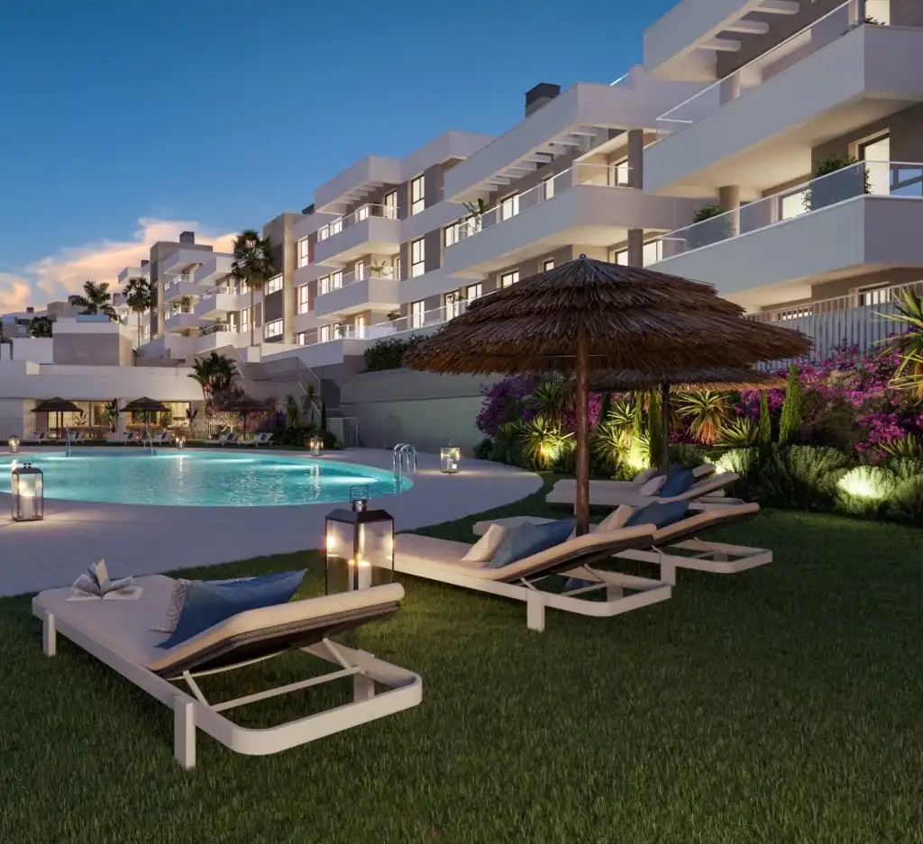 Apartamento con piscina en venta en Estepona Pueblo