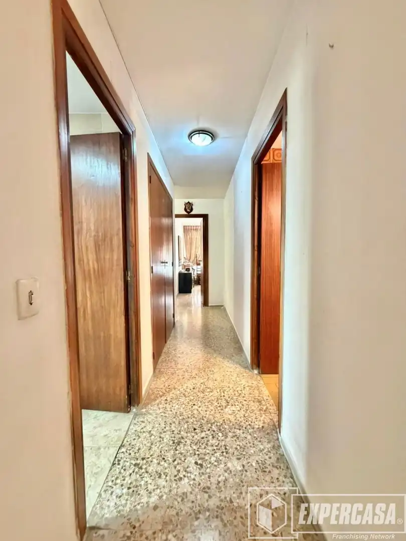 Piso en venta en Valencia con Aire acondicionado y Amueblado