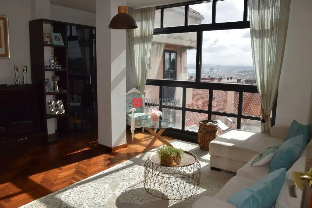 Duplex con ascensore in vendita a Simón Bolivar, imagen 3