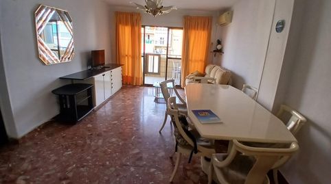 Foto 2 de Piso en venta en Plaza Basconia, Los Castillejos - La Trinidad, Málaga Capital