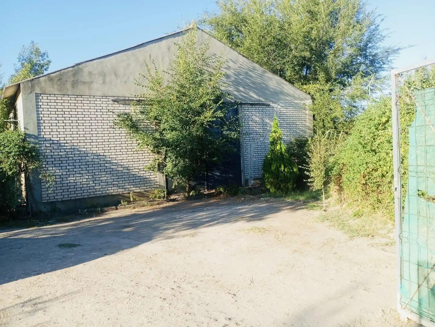 Exterior view of Commercial properties for rent in Aranjuez