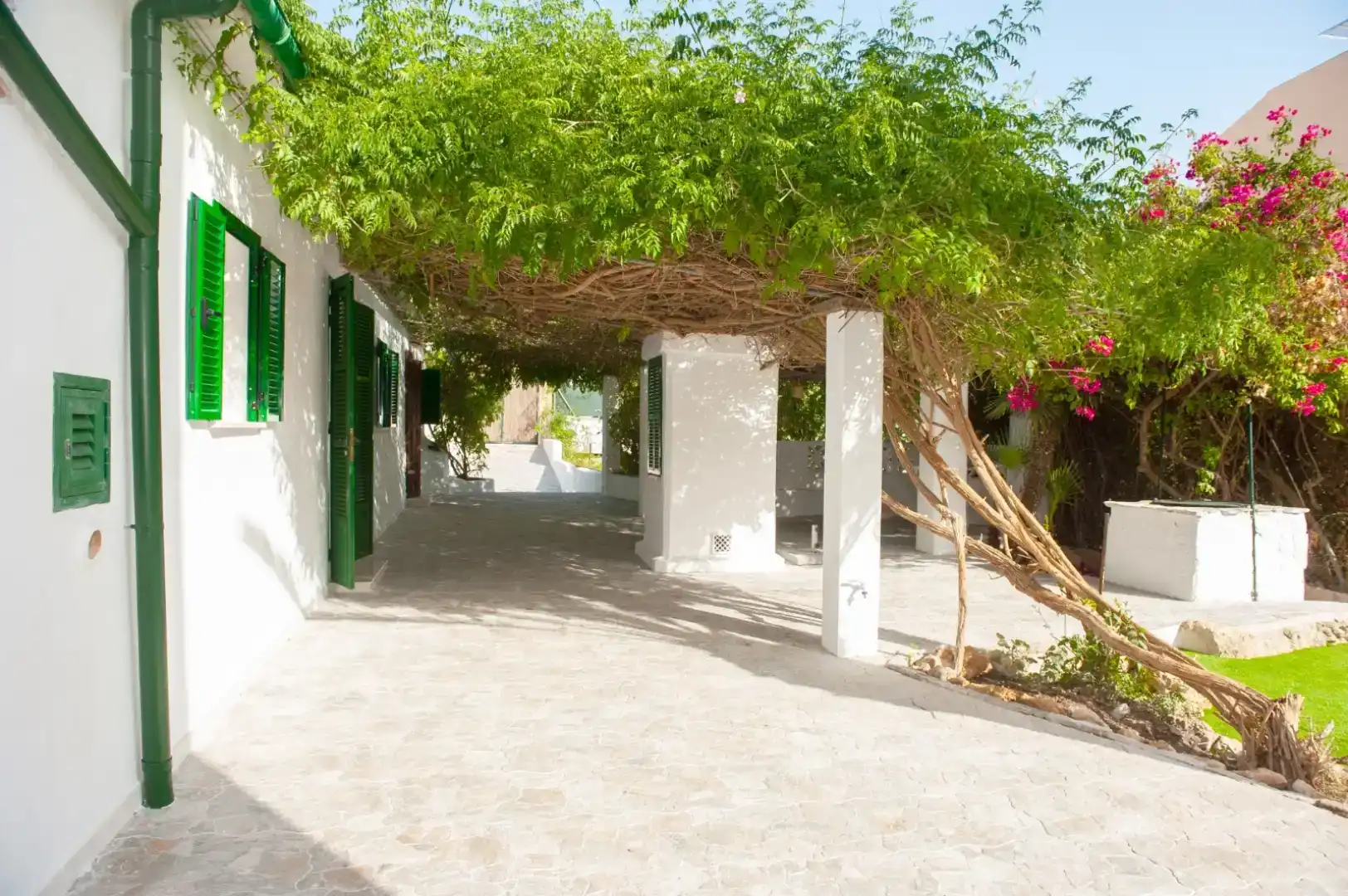 Exterior view of Houses for rent in Andratx  with Air Conditioner, Private garden and Balcony