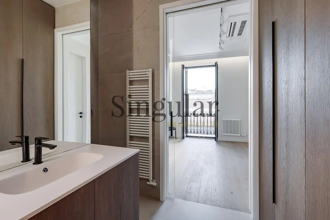 Piso en venta en Barcelona con Aire acondicionado, Calefacción y Parquet