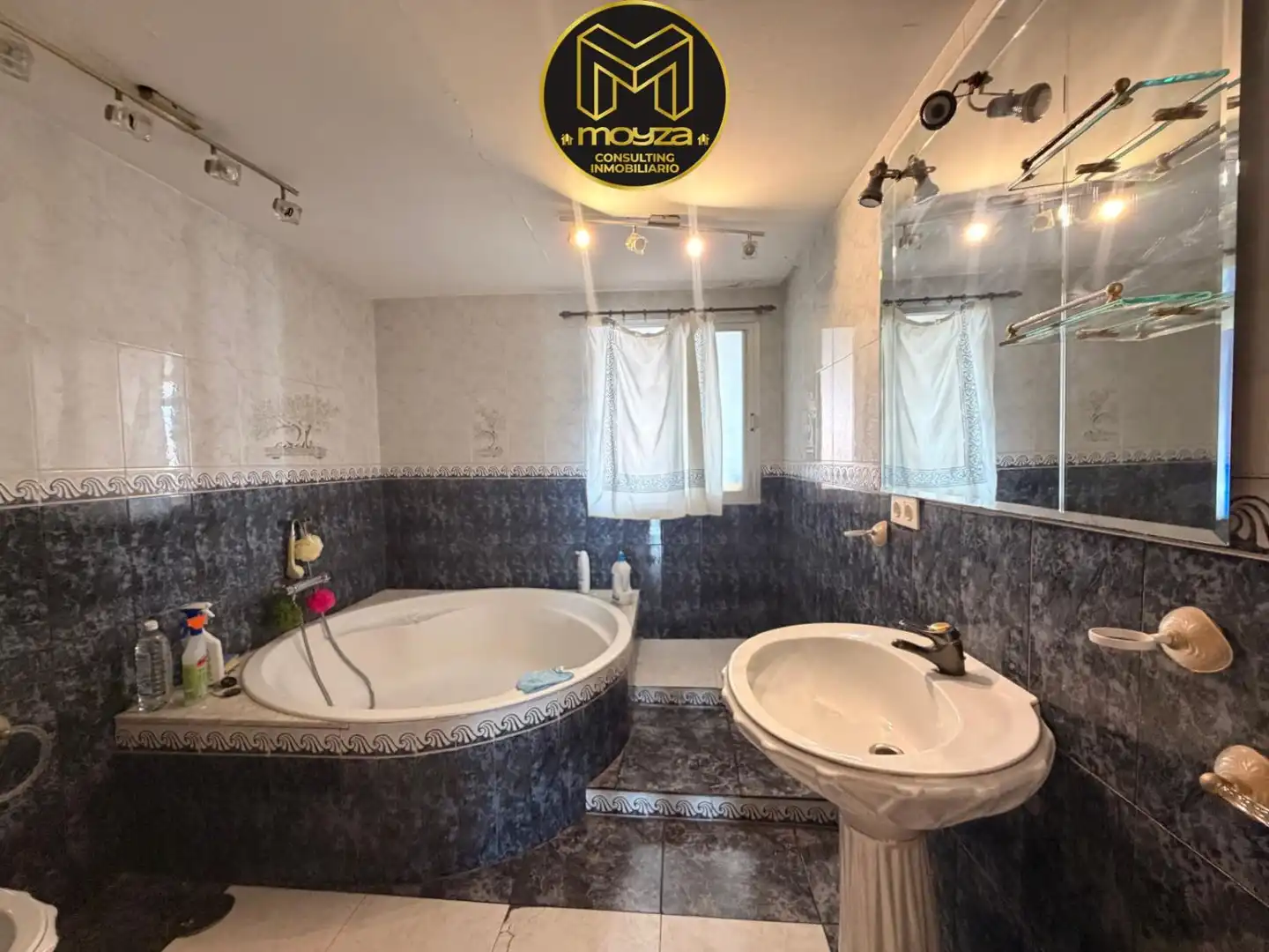 Baño de Casa o chalet en venta en Jaén con Aire acondicionado