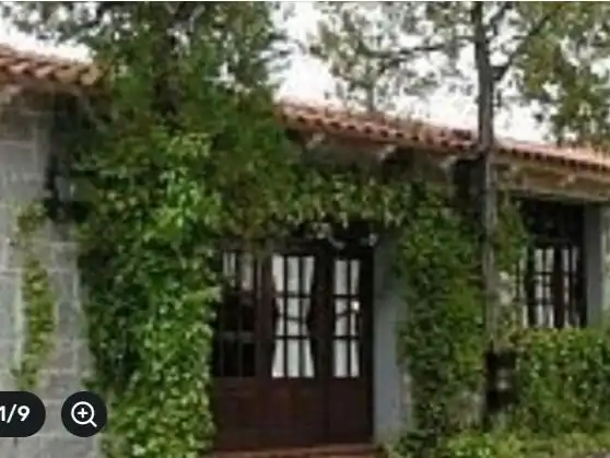 Außenansicht von Geschaftsraum zur Miete in Villamayor mit Klimaanlage, Heizung und Terrasse