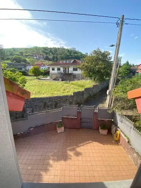 Exterior view of Houses for sale in Oviedo   with Heating and Private garden