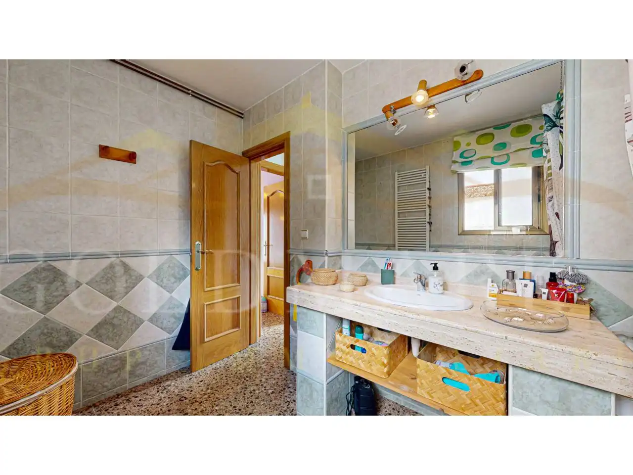 Baño de Casa o chalet en venta en Corbera de Llobregat con Aire acondicionado, Calefacción y Jardín privado