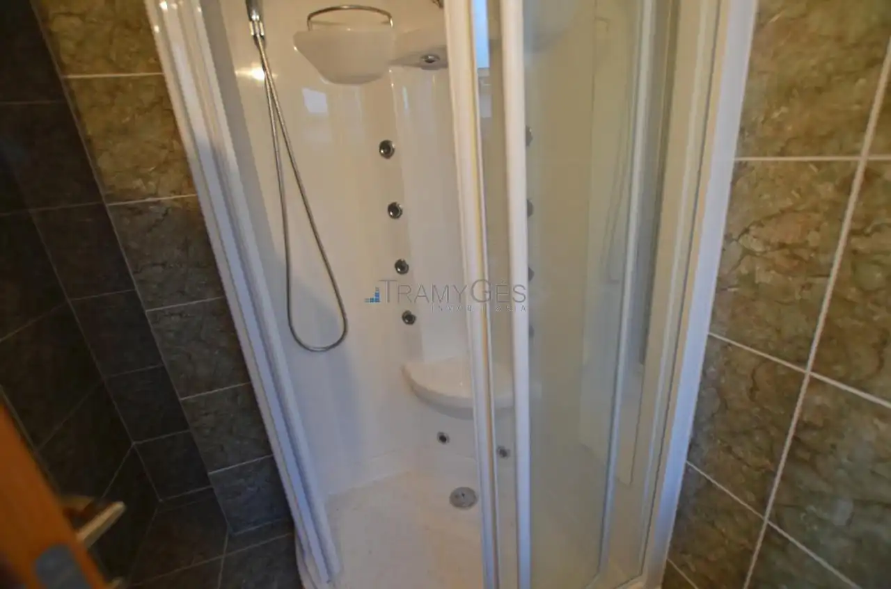 Baño de Casa o chalet en venta en Oia con Calefacción, Jardín privado y Terraza