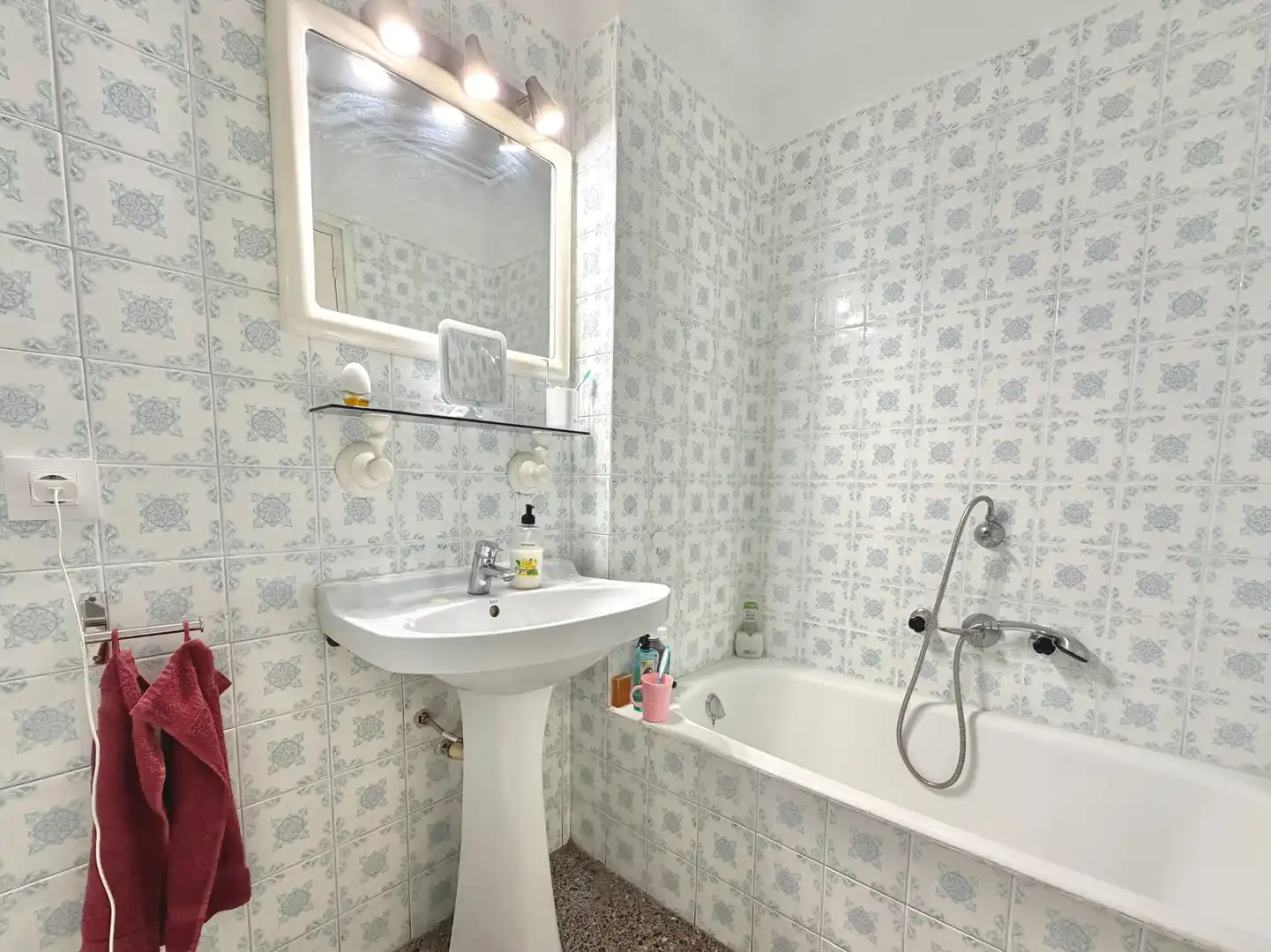 Badezimmer von Wohnung zum Verkauf in Vilafranca del Penedès mit Möbliert und Balkon